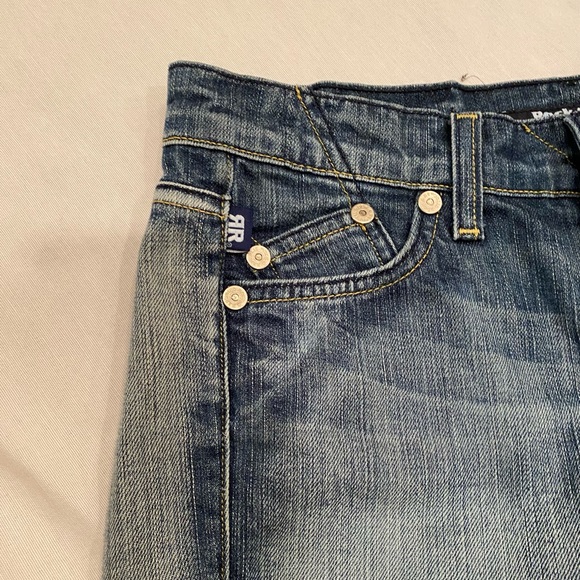 Rock & Republic ‘CHRISSY Chraw’ crop jeans / capris; “Cut #: 3105” - Picture 9 of 10